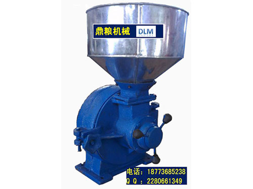 30型磨片式粉碎機(jī)、磨粉機(jī)磨粉機(jī)，磨片式，產(chǎn)量達(dá)1000公斤時(shí),粗細(xì)可調(diào)